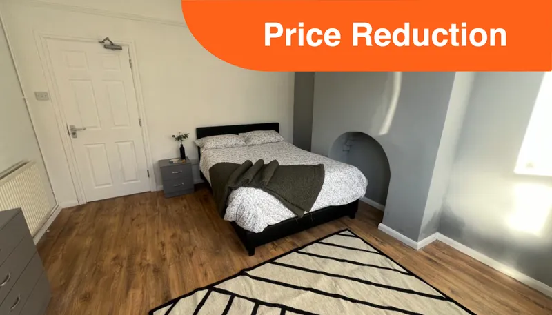 Avondale St // 5 Bed & 2 Bath // SEPT 2026 - Thumbnail 1
